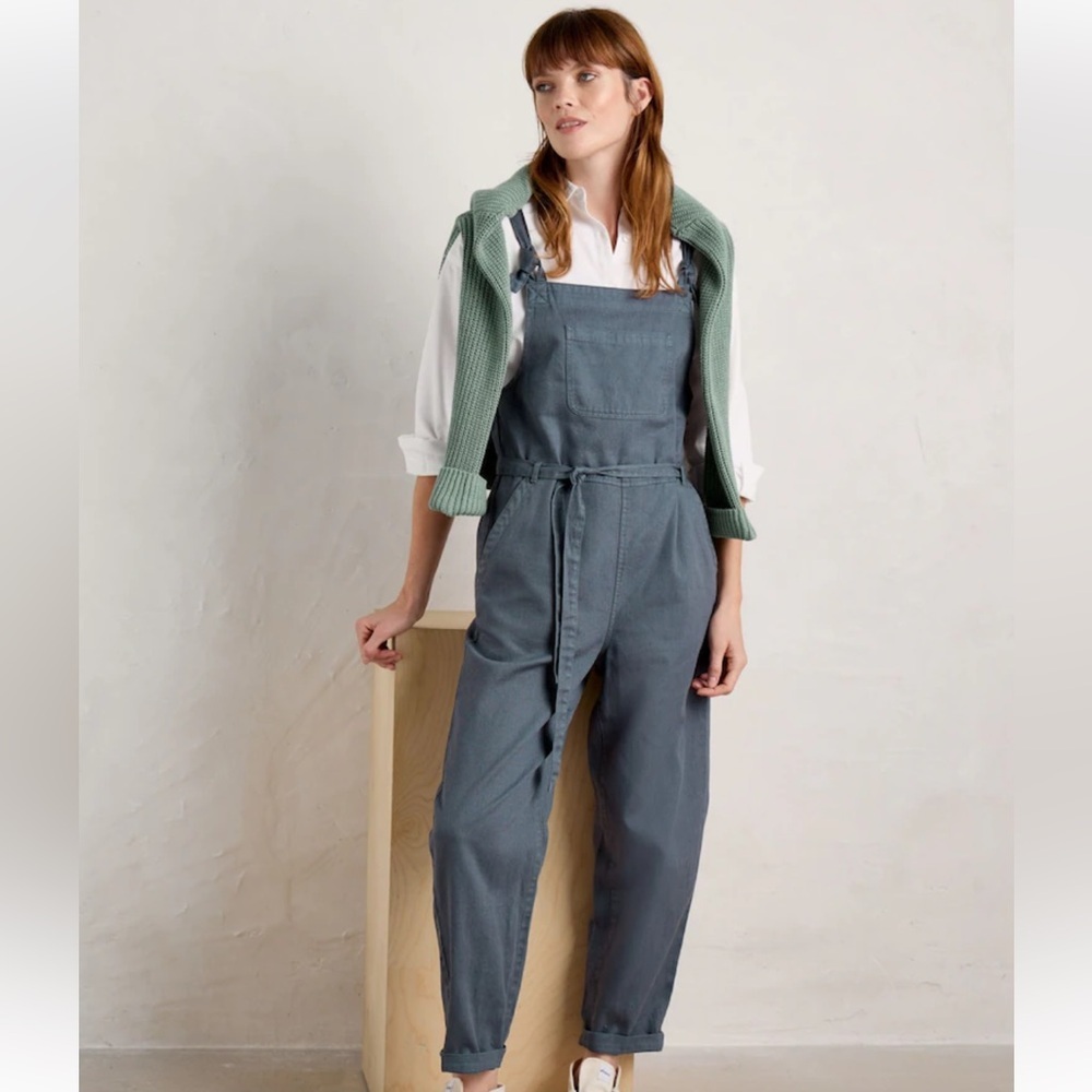 Seasalt Cornwall SZ 14, gray heather bell tie strap linen/cotton jumpsuit.